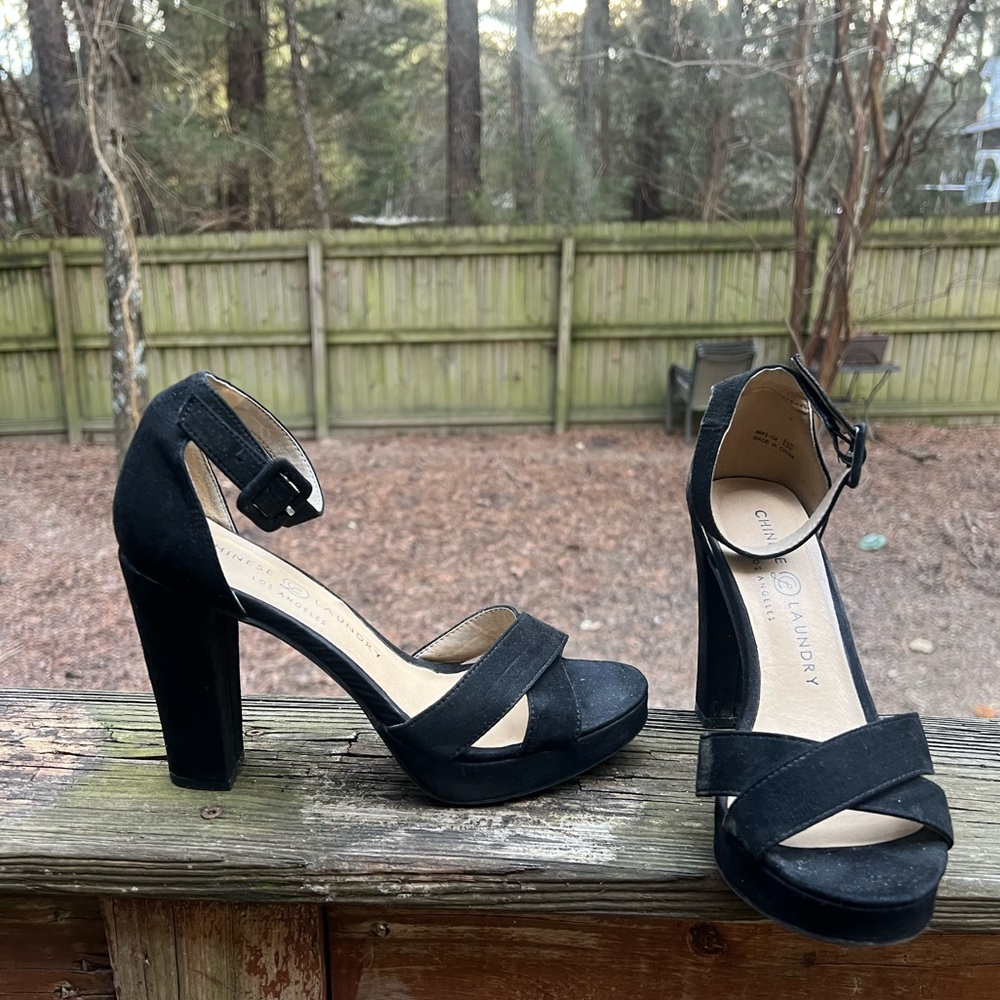 CHINESE LAUNDRY Chunky PLATFORM HEEL Open Toe Shoes Women’s 6 1/2